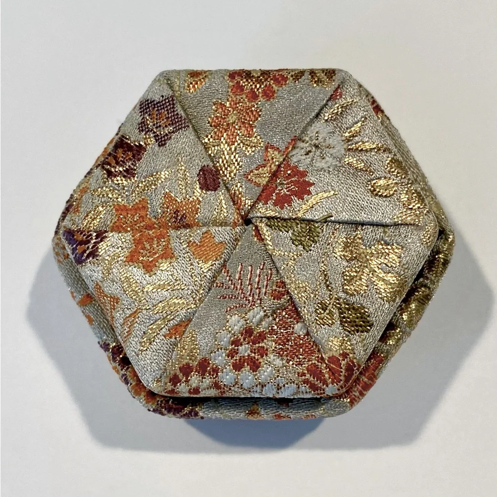 Japanese Silk Puzzle Box Jewelry Case Coin Purse Made In Japan 🇯🇵 - Picture 3 of 5